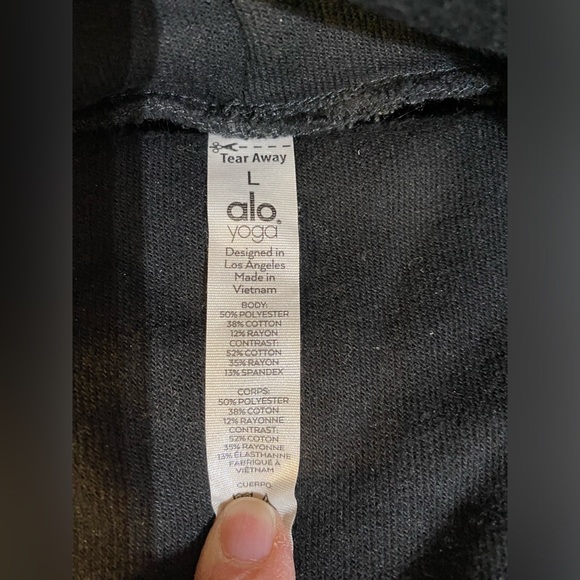 Alo Haze Long Sleeve Pullover Black Size Large EUC - Picture 8 of 8